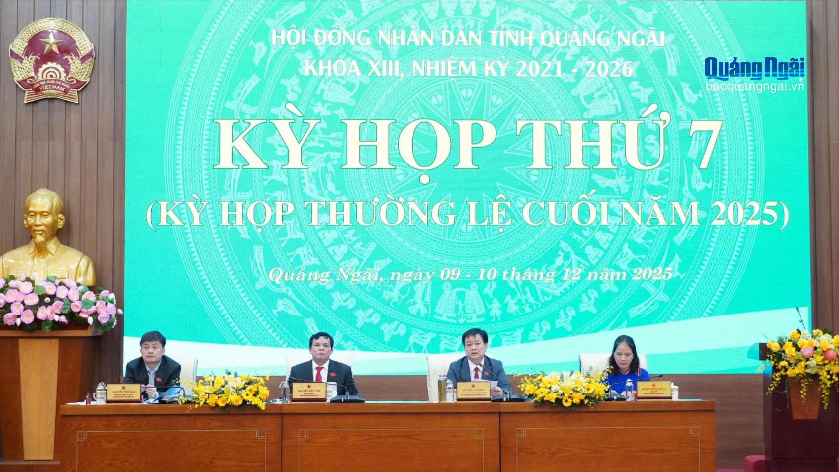 HĐND tỉnh thảo luận, thông qua các nghị quyết quan trọng
