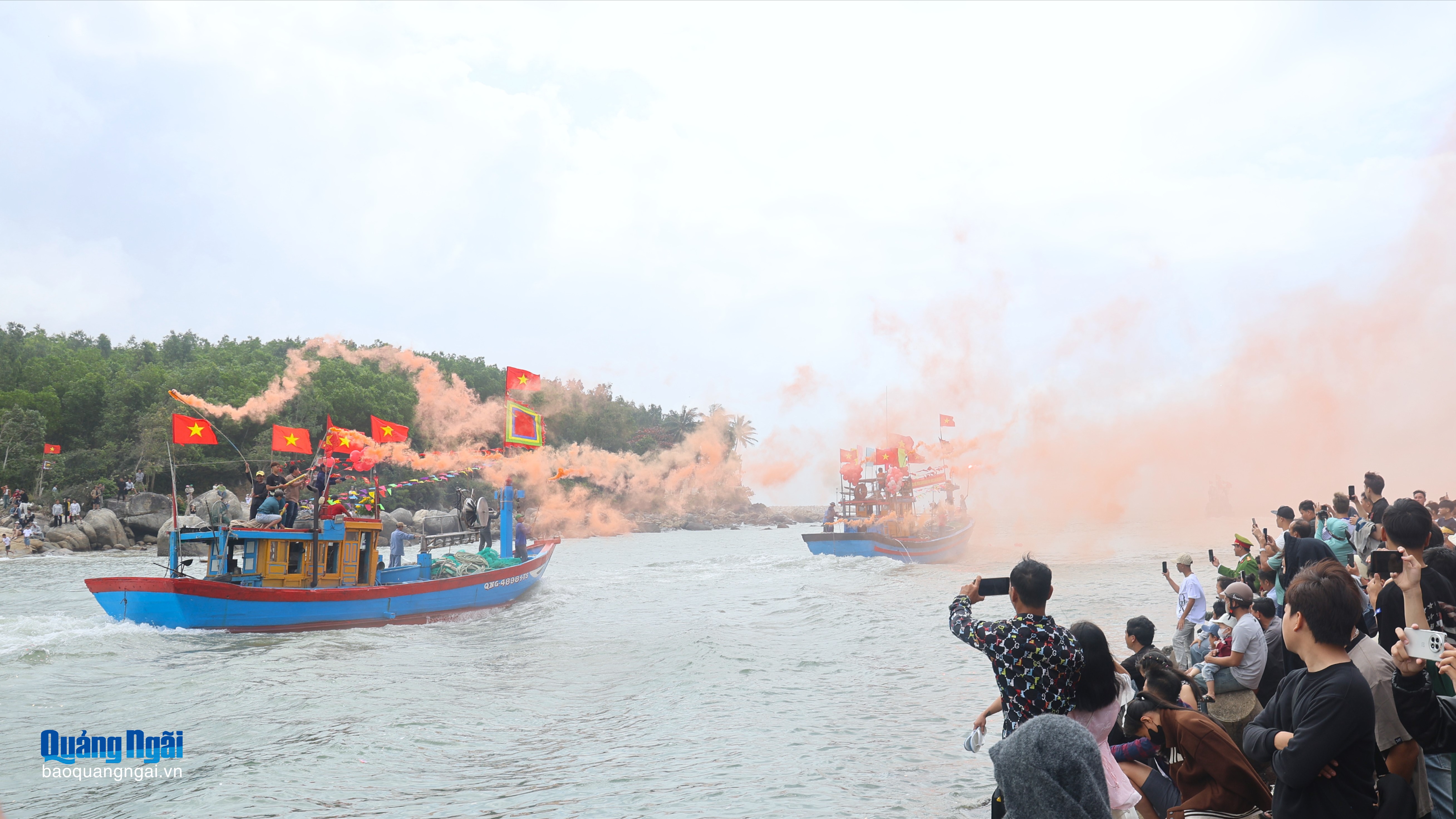 Nét đẹp đầu xuân của ngư dân miền biển