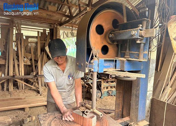 Báo và Phát thanh, Truyền hình Quảng Ngãi