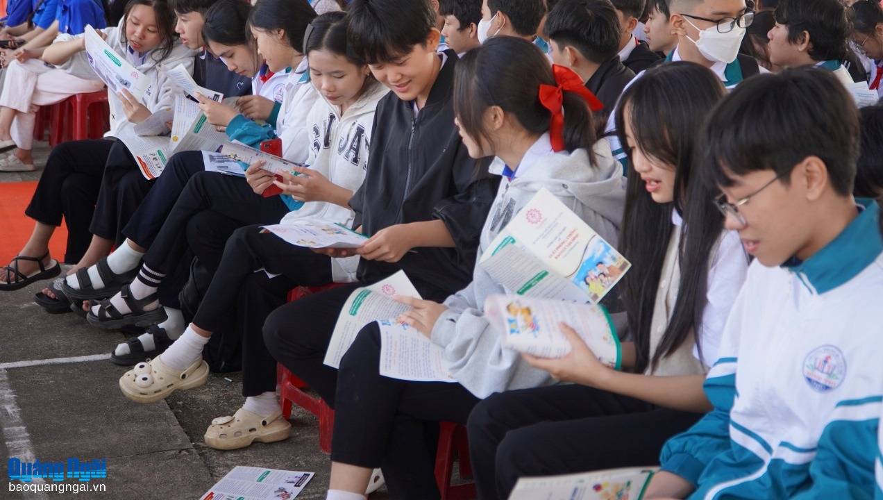 Báo và Phát thanh, Truyền hình Quảng Ngãi