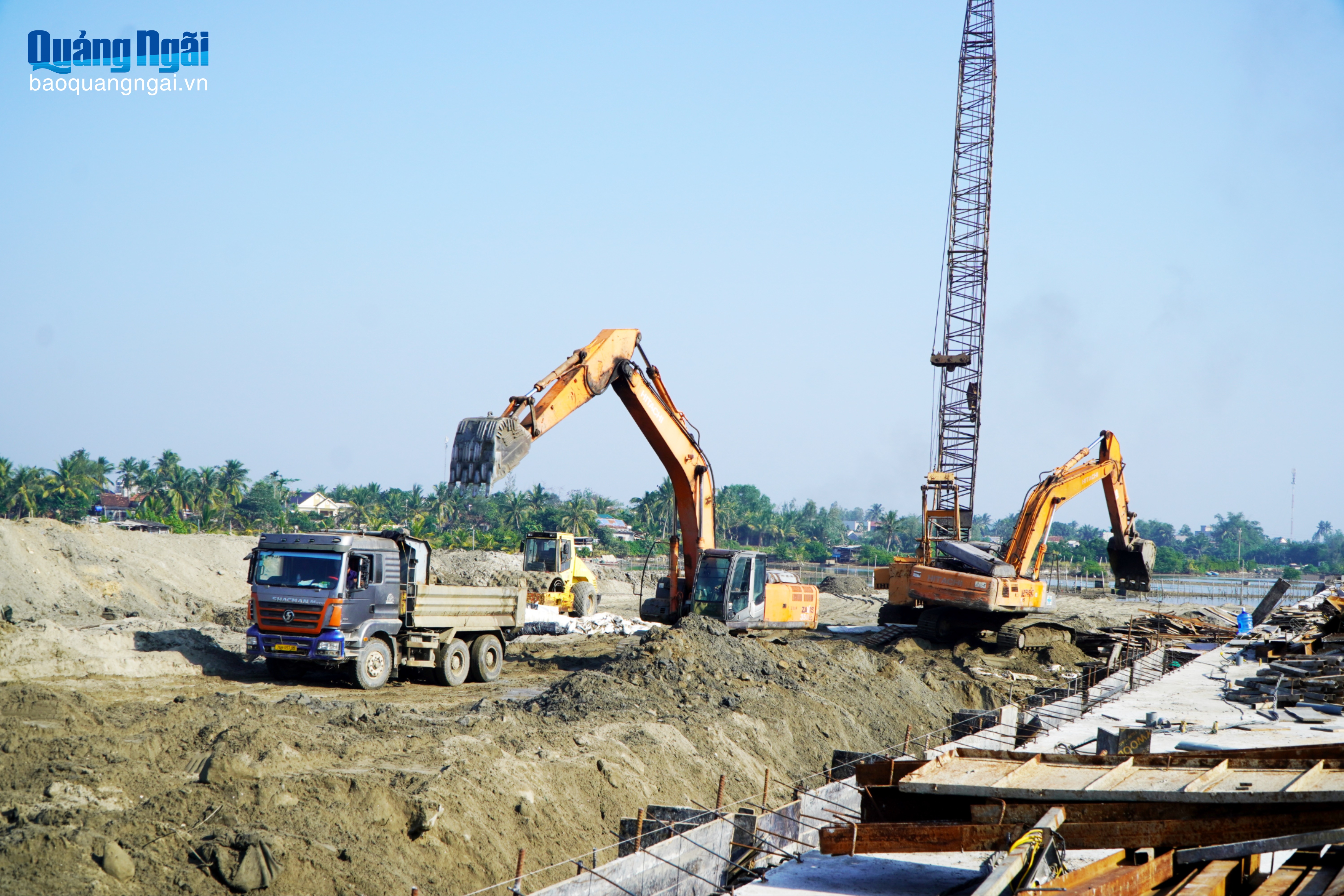 Báo và Phát thanh, Truyền hình Quảng Ngãi