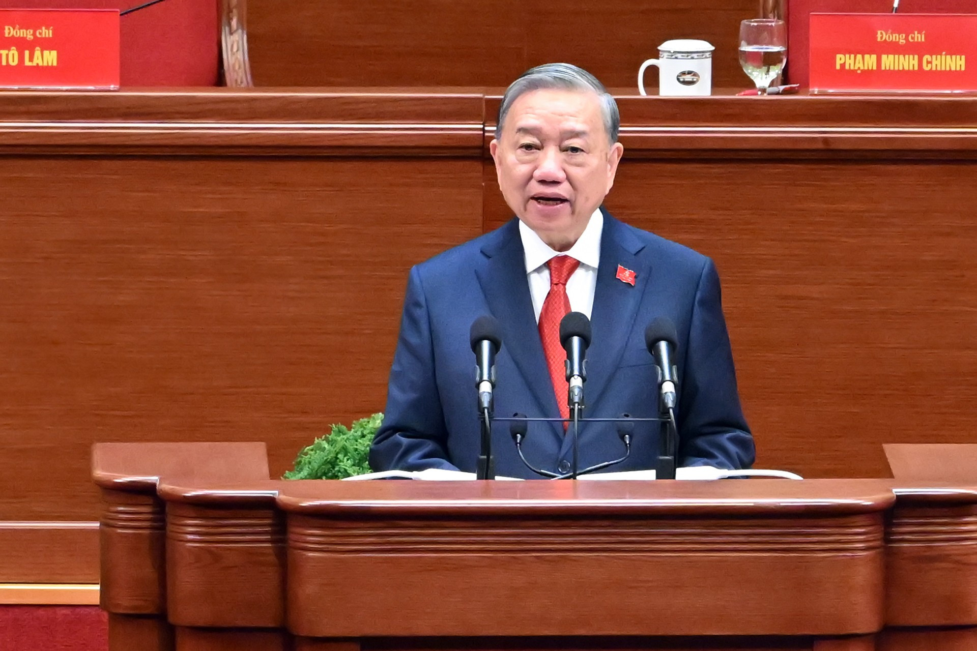 Tổng Bí thư Tô Lâm phát biểu tại lễ Bế mạc Đại hội đại biểu toàn quốc lần thứ XIV của Đảng Cộng sản Việt Nam. Ảnh: Nhandan.vn