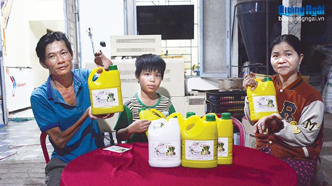 Những “vầng trăng khuyết” tỏa sáng (kỳ cuối)