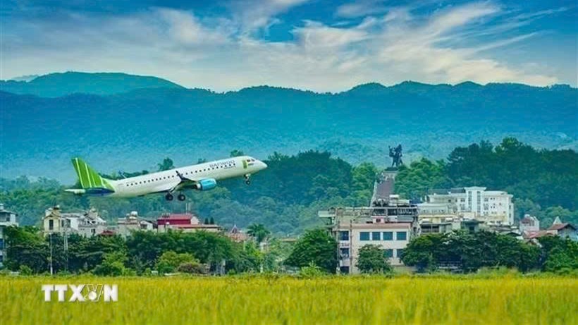 Kỷ niệm 72 năm Chiến thắng Điện Biên Phủ: Tiếp nối bản hùng ca, kiến tạo tương lai