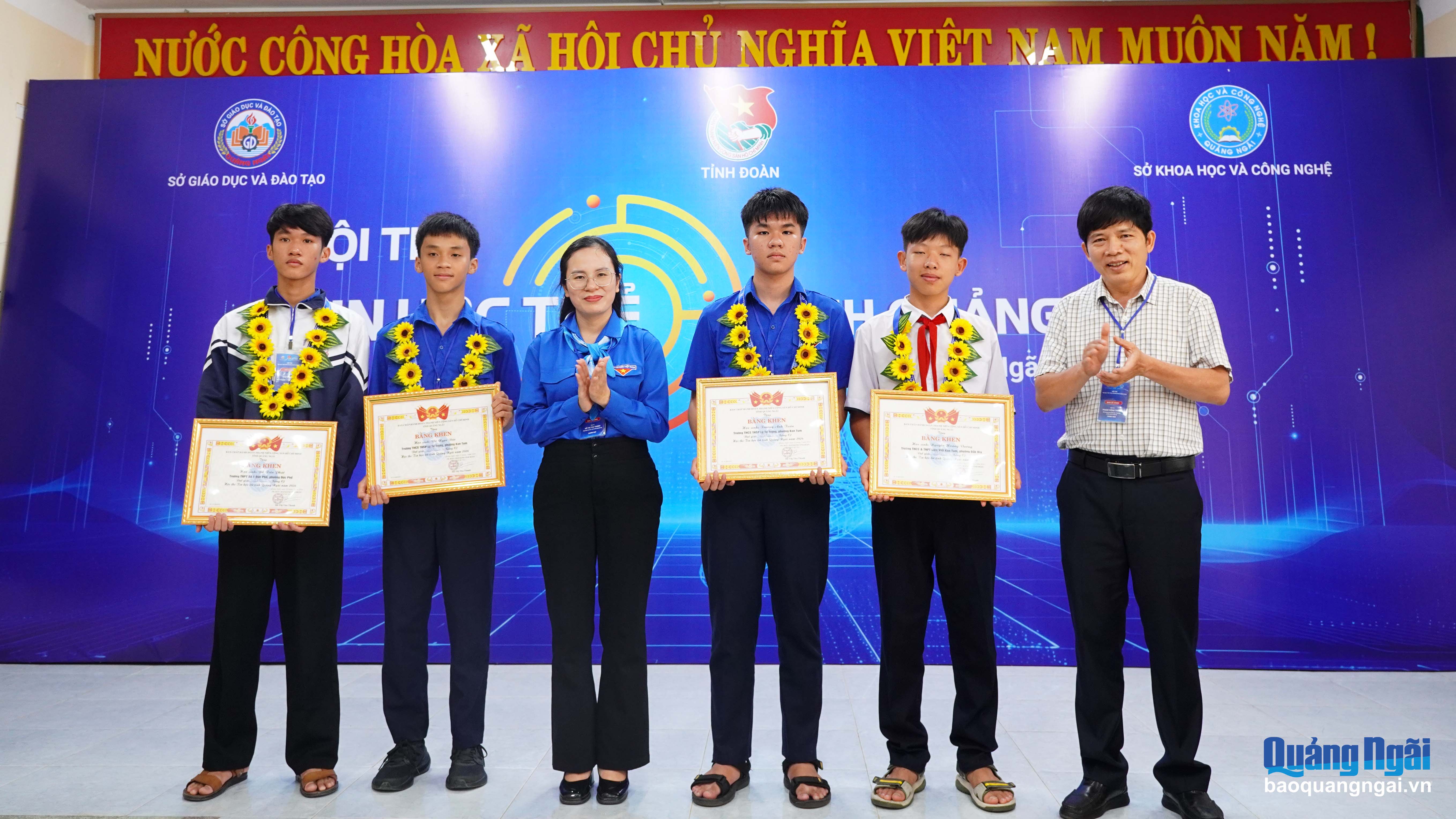 Báo và Phát thanh, Truyền hình Quảng Ngãi