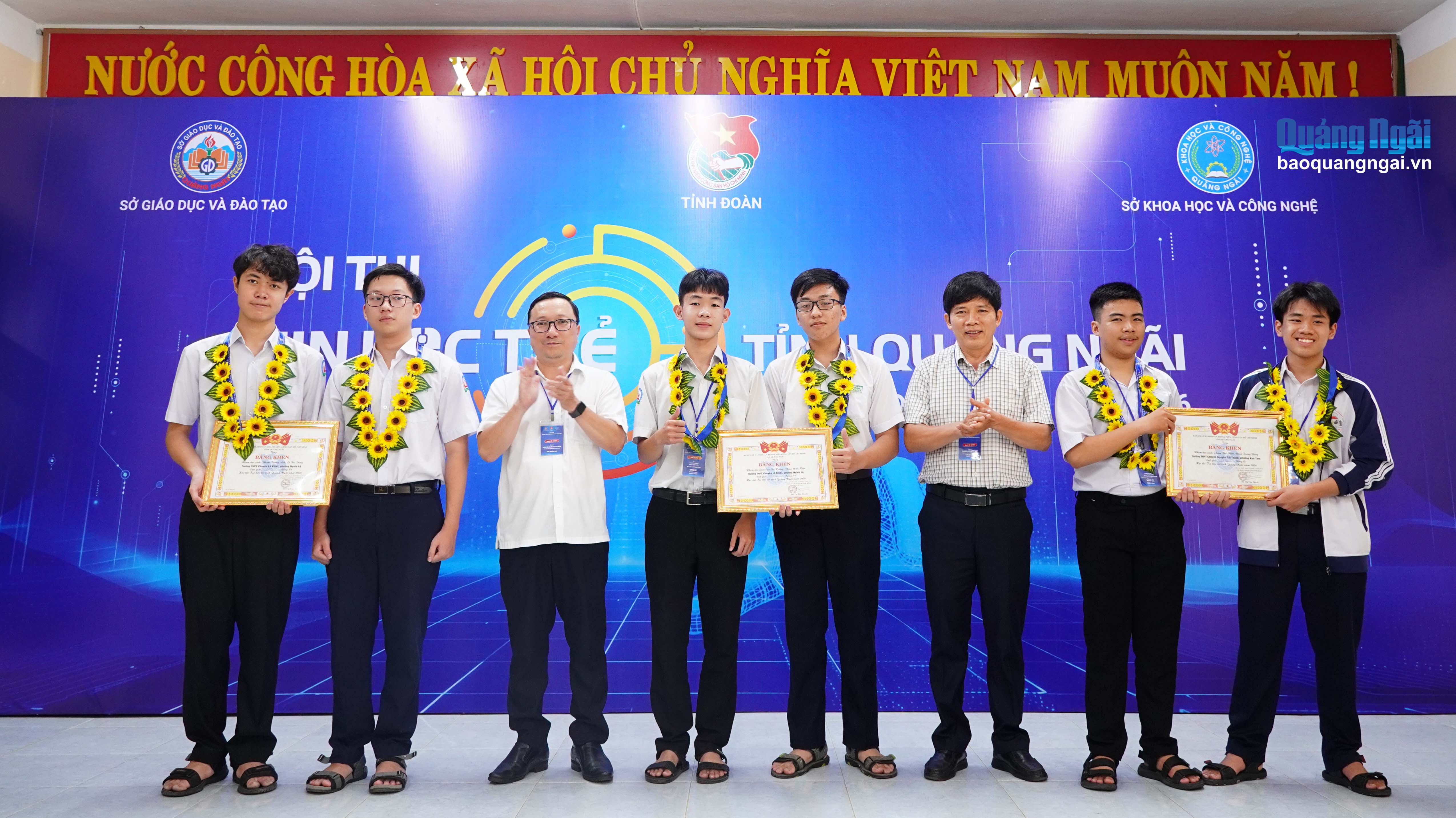 Báo và Phát thanh, Truyền hình Quảng Ngãi
