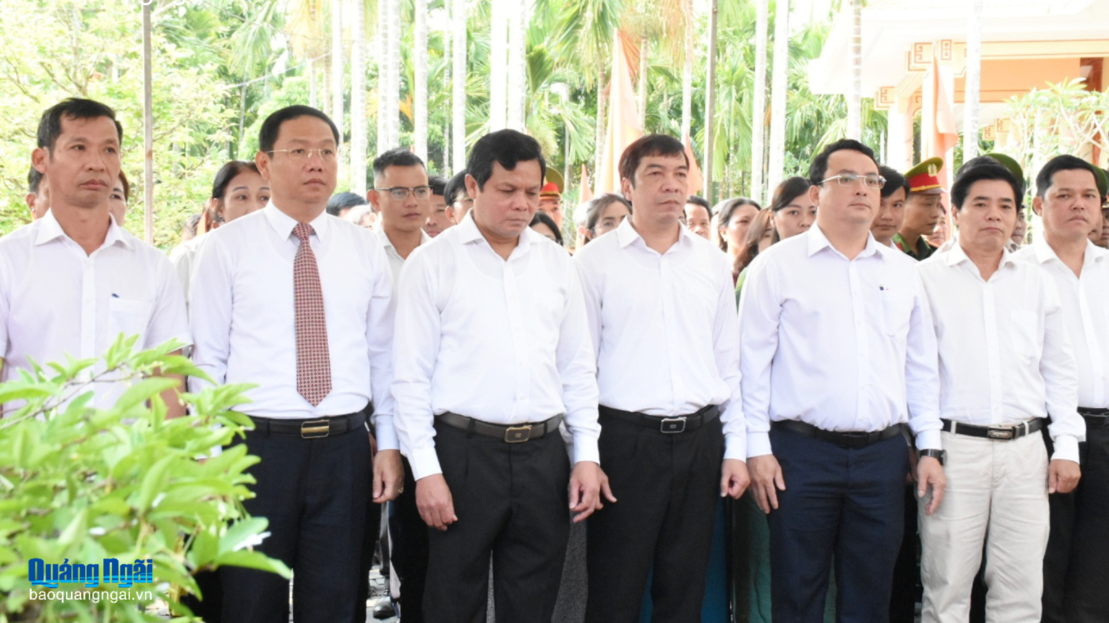 Dâng hương tưởng niệm 79 năm ngày mất Cụ Huỳnh Thúc Kháng