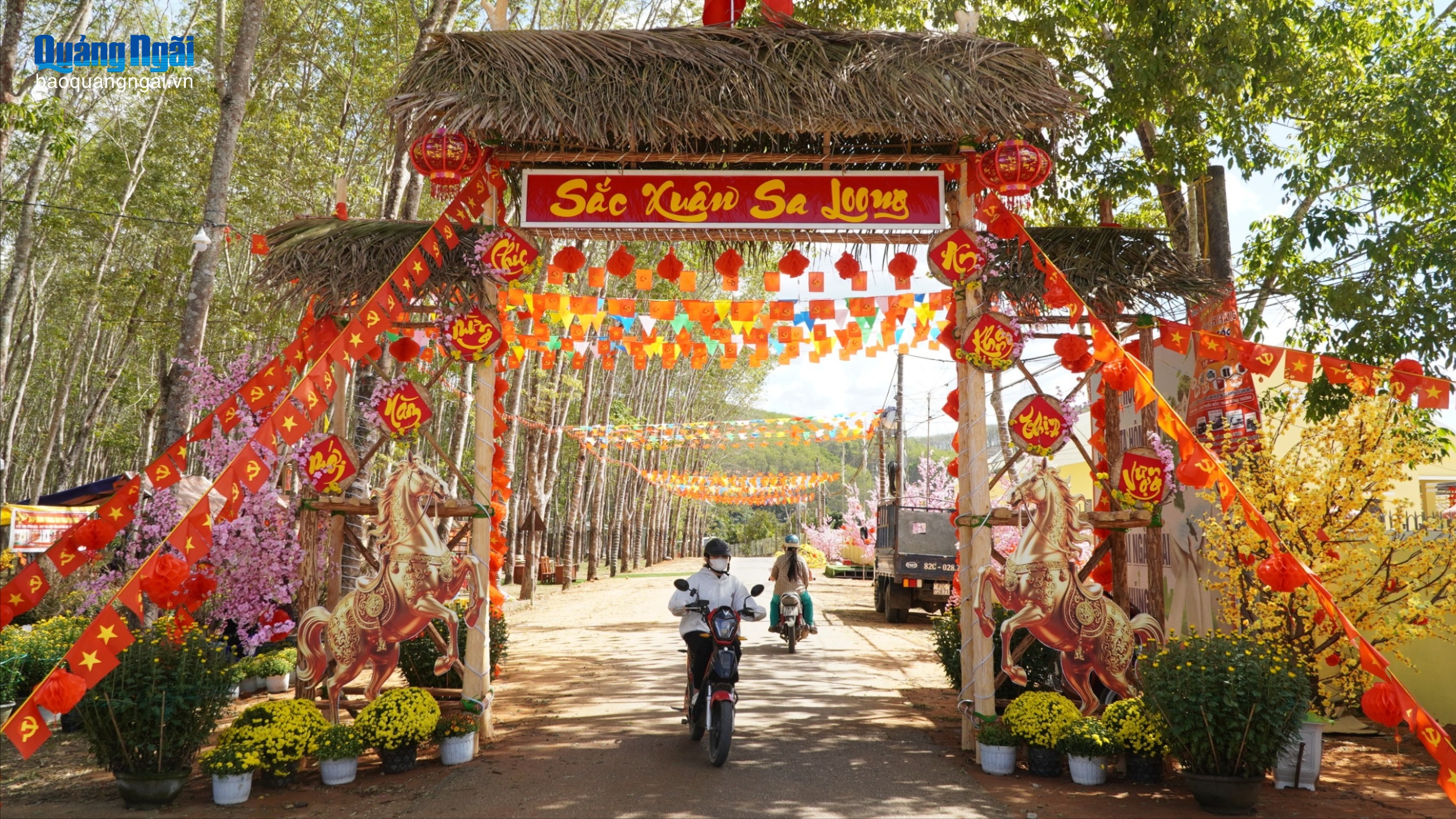 Sắc xuân khắp nẻo vùng biên