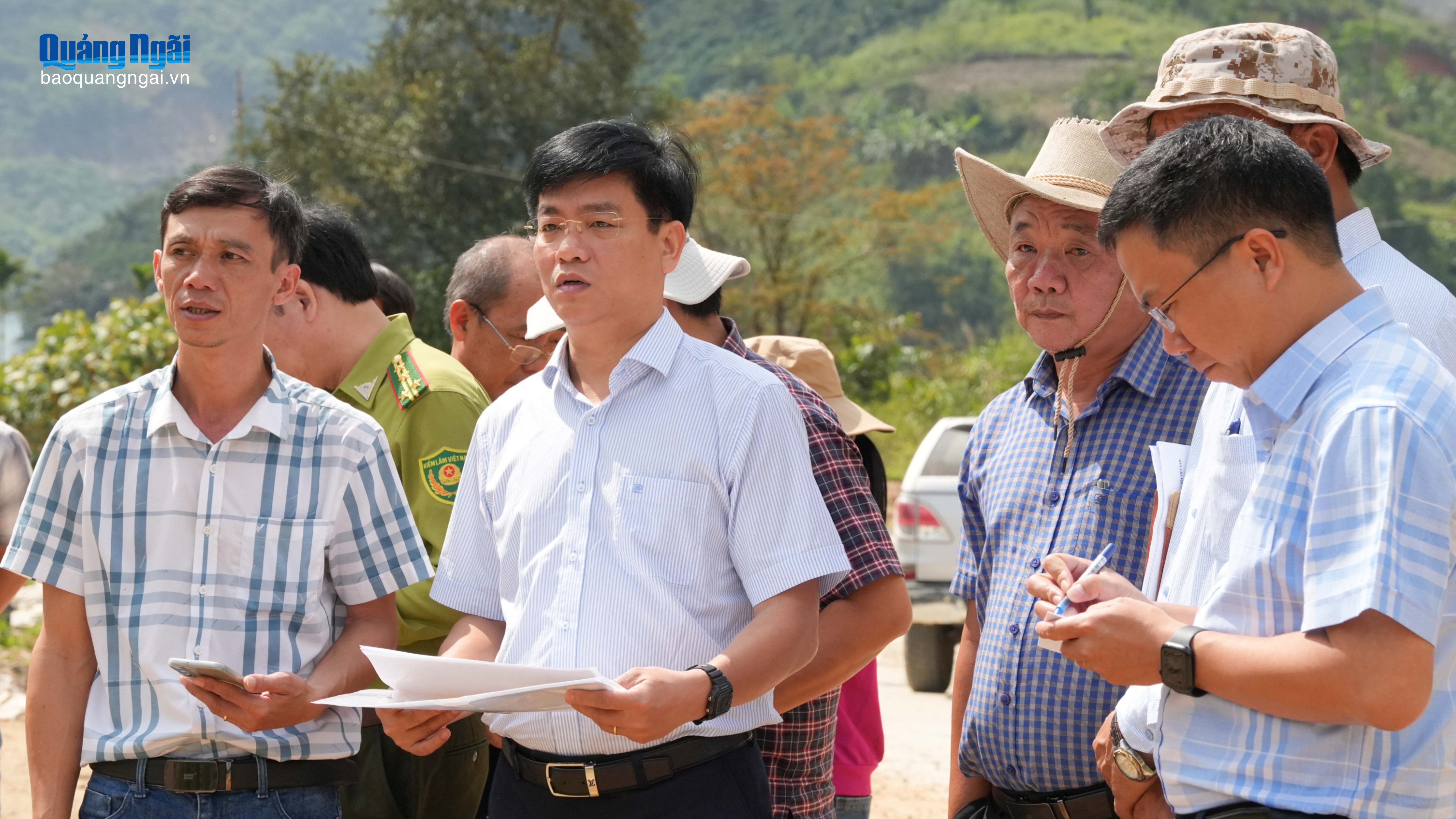 Kiểm tra các khu vực cung cấp khoáng sản thi công Tỉnh lộ 676